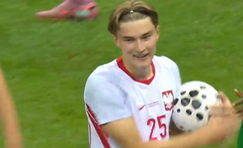 Zachował się jak napastnik. Kacper Potulski szybko zdobył debiutancką bramkę w reprezentacji (VIDEO)